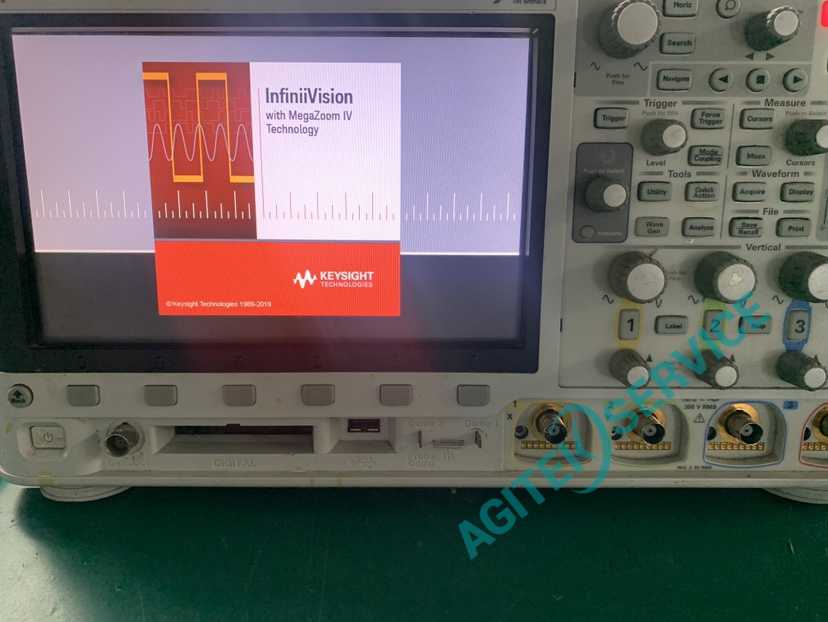 Keysight是德DSOX3014T示波器不能开机，通道无基线维修案例